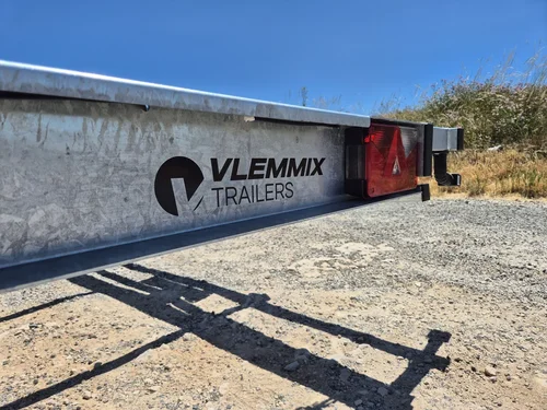 Les remorques Vlemmix distribuées par Altura Remorques