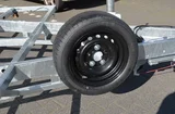 Support de roue de secours + Roue de secours